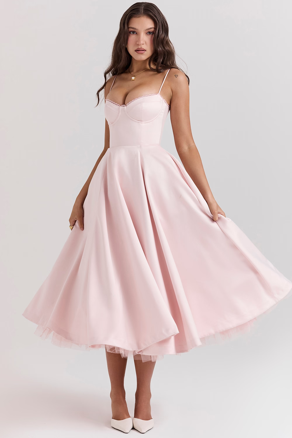 Robe Satinée Évasée Femme Soirée