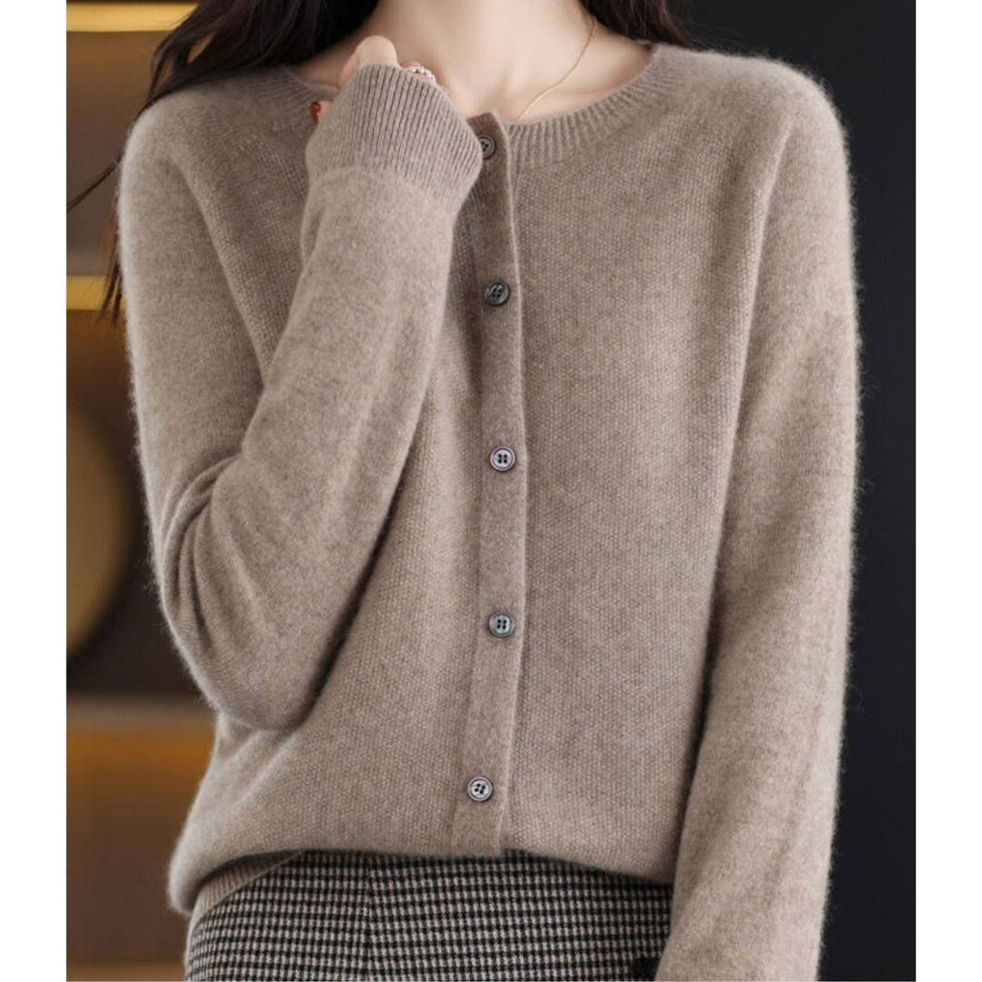 Cardigan en Maille Douce Pour Femme avec Fermeture Boutonnée Sur Le Devant