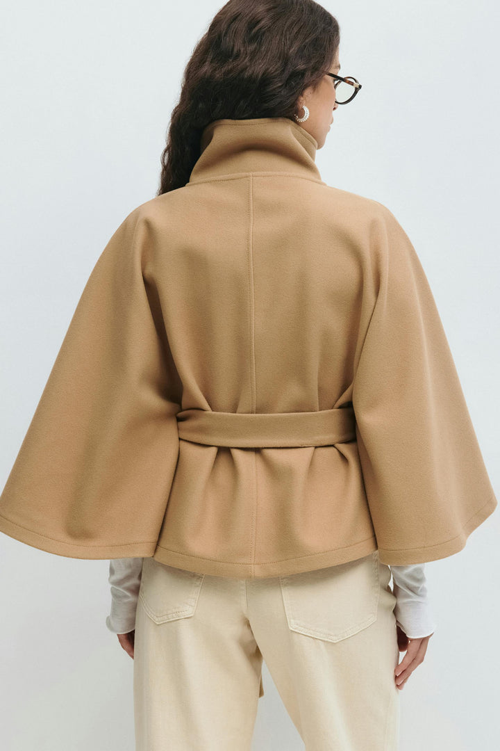 Manteau-Cape Élégant Pour Femme Avec Ceinture