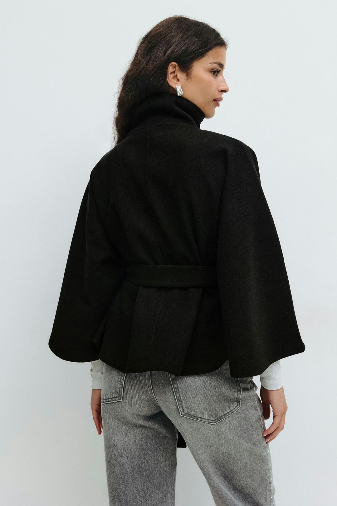 Manteau-Cape Élégant Pour Femme Avec Ceinture