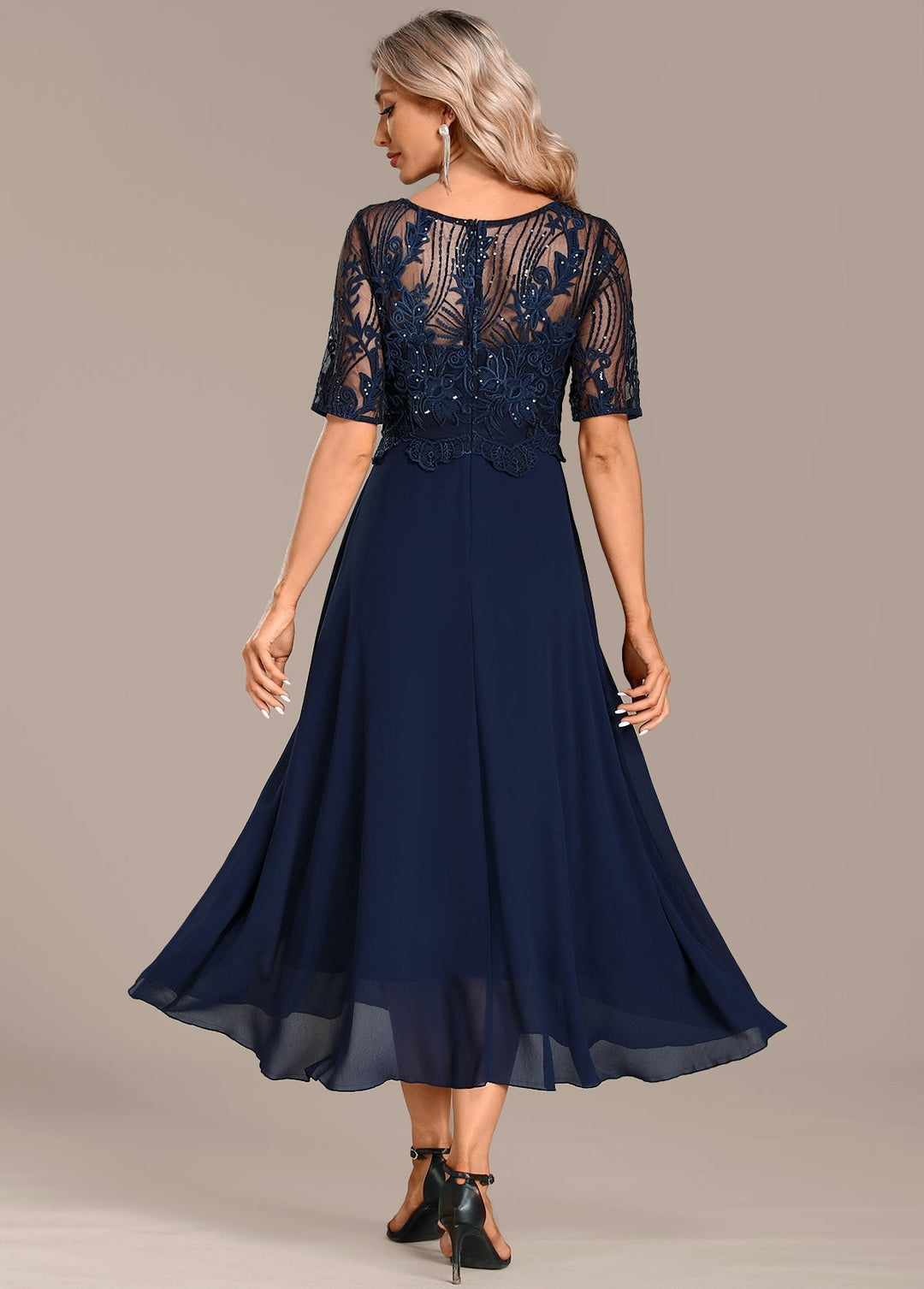 Robe Midi Élégante Pour Femme Avec Corsage en Dentelle