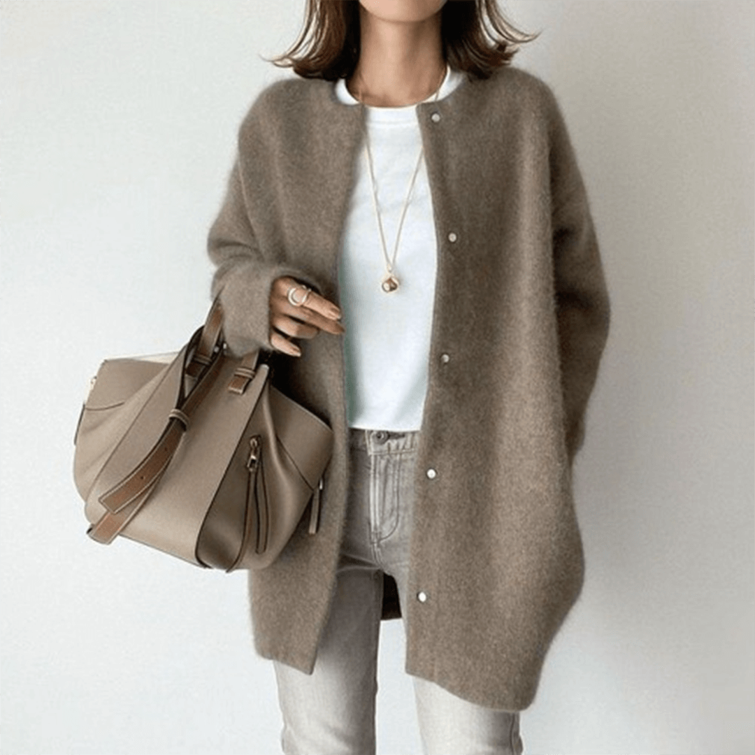 Cardigan en Maille Douce Pour Femme Coupe Décontractée et Boutonnage à L'avant