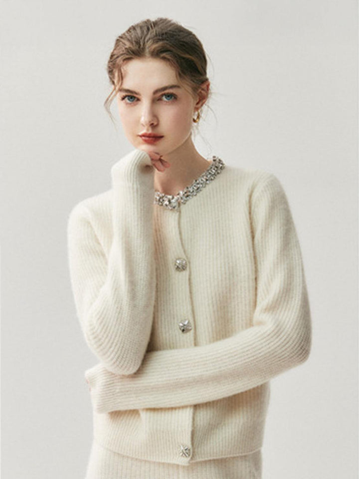 Cardigan elegante da donna abbottonato sul davanti