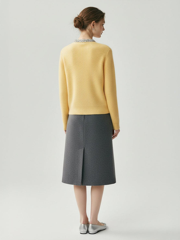 Cardigan elegante da donna abbottonato sul davanti