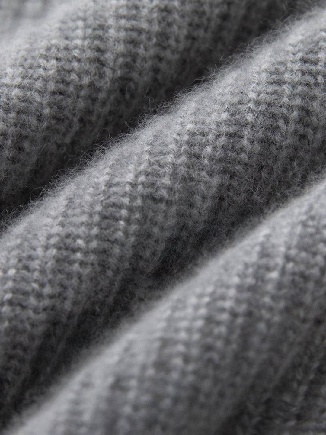 Cardigan elegante da donna abbottonato sul davanti