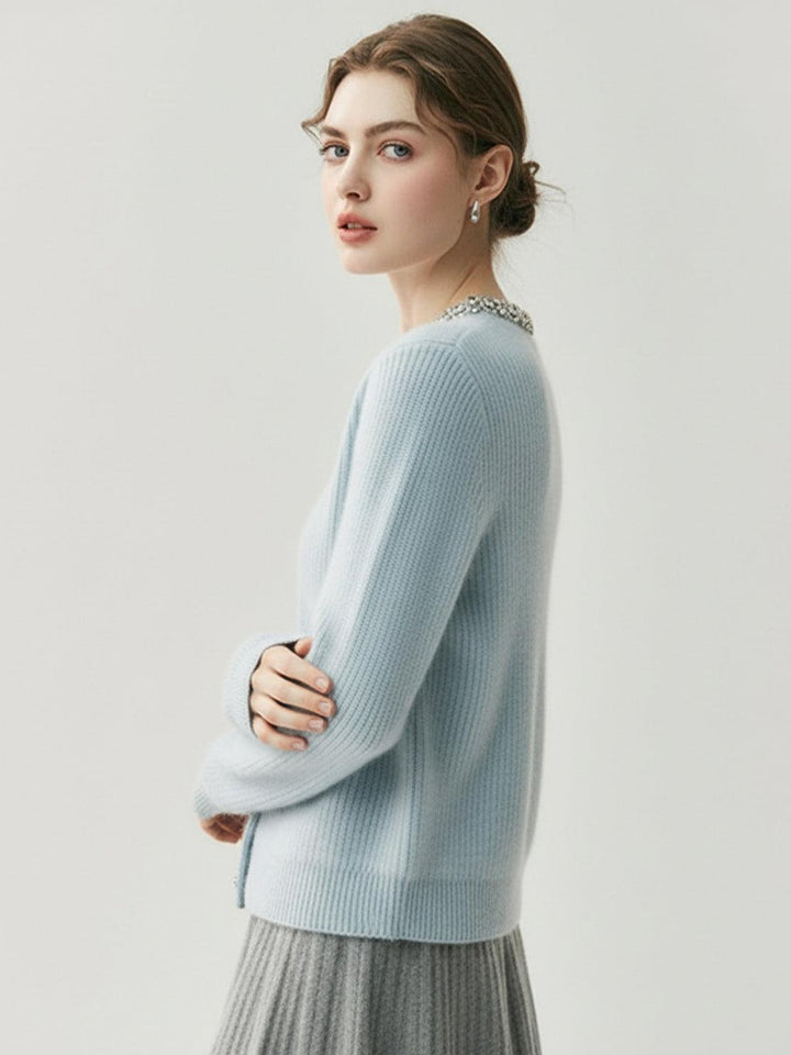 Cardigan elegante da donna abbottonato sul davanti
