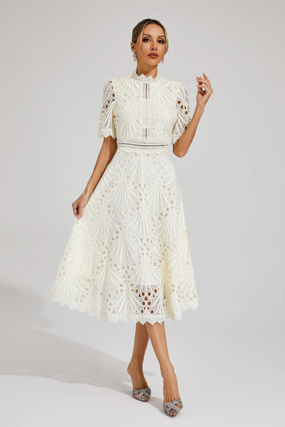 Robe Midi Dentelle Femme Col Bénitier