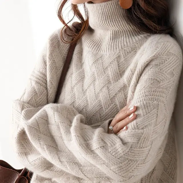 Women's Loose-Fit Cable-Knit Turtleneck Sweater