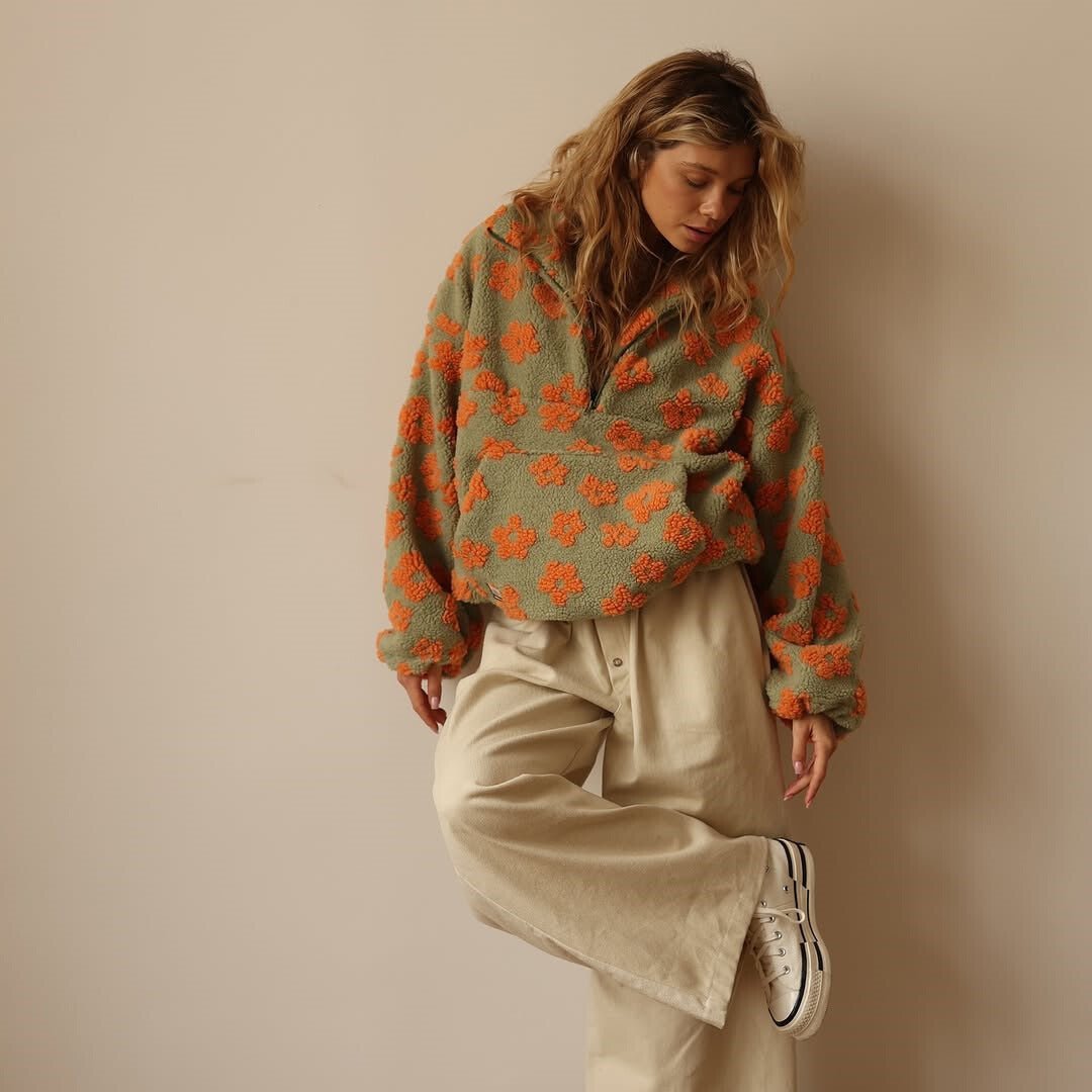 Blomstret oversized fleecevest for kvinner