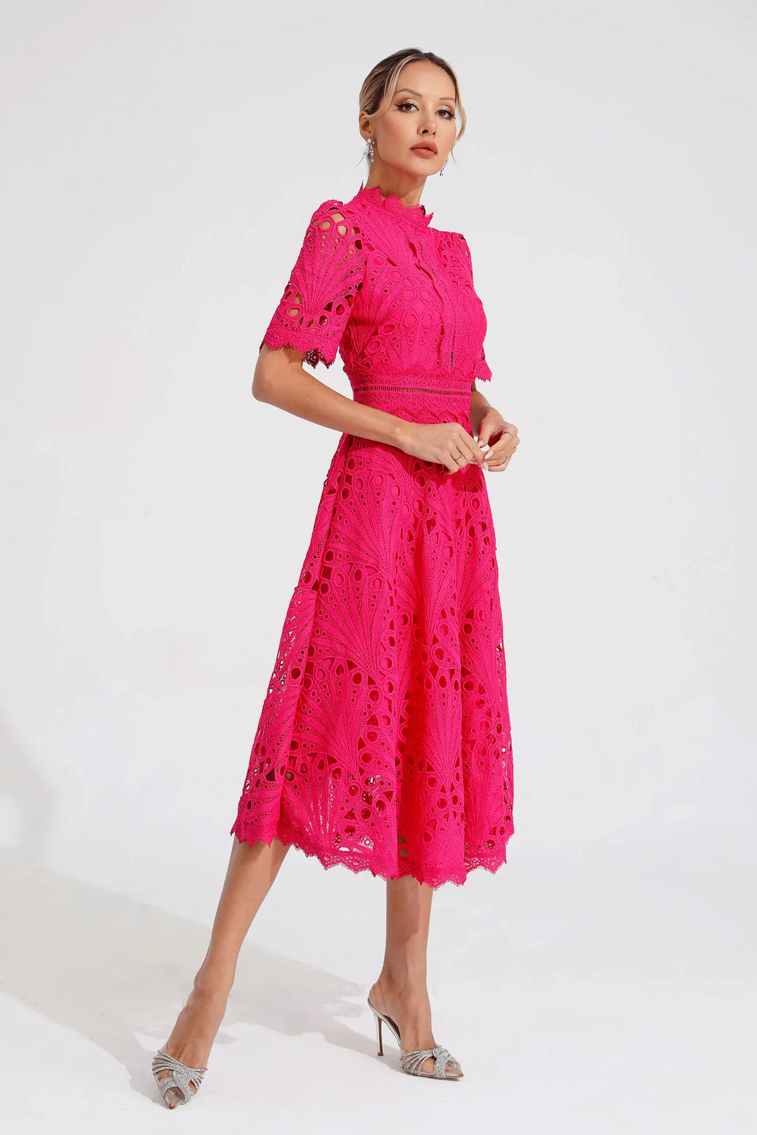 Robe Midi Dentelle Femme Col Bénitier