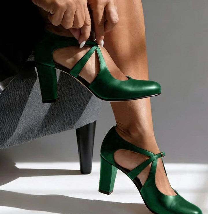 Sapatos de salto estilo Mary Jane para mulher com salto grosso em bloco