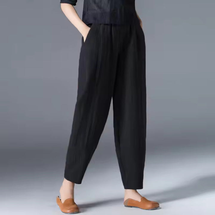 Women's Elastic Waist Tapered Pants