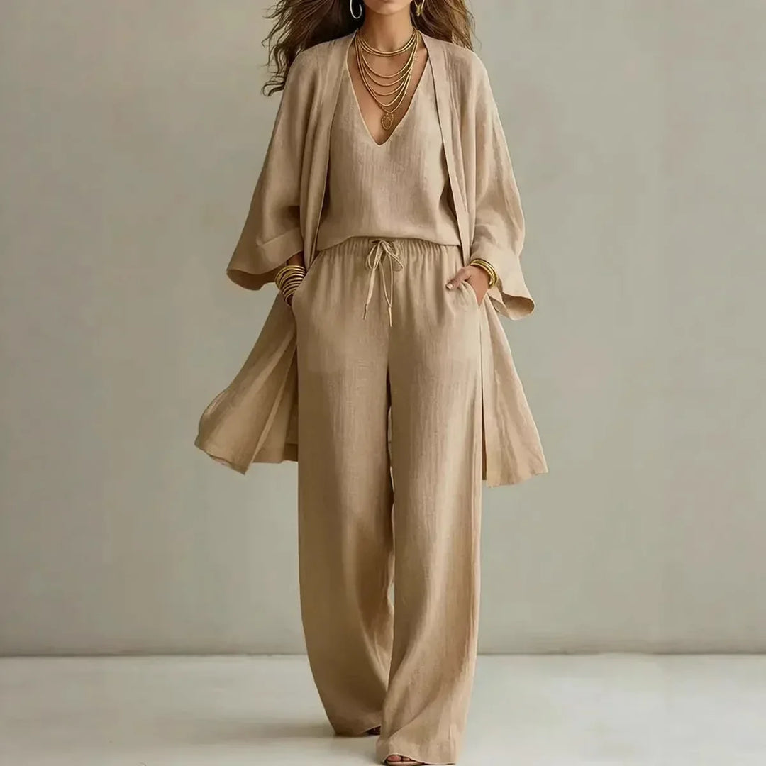 Completo da donna di tre pezzi con pantaloni a gamba larga