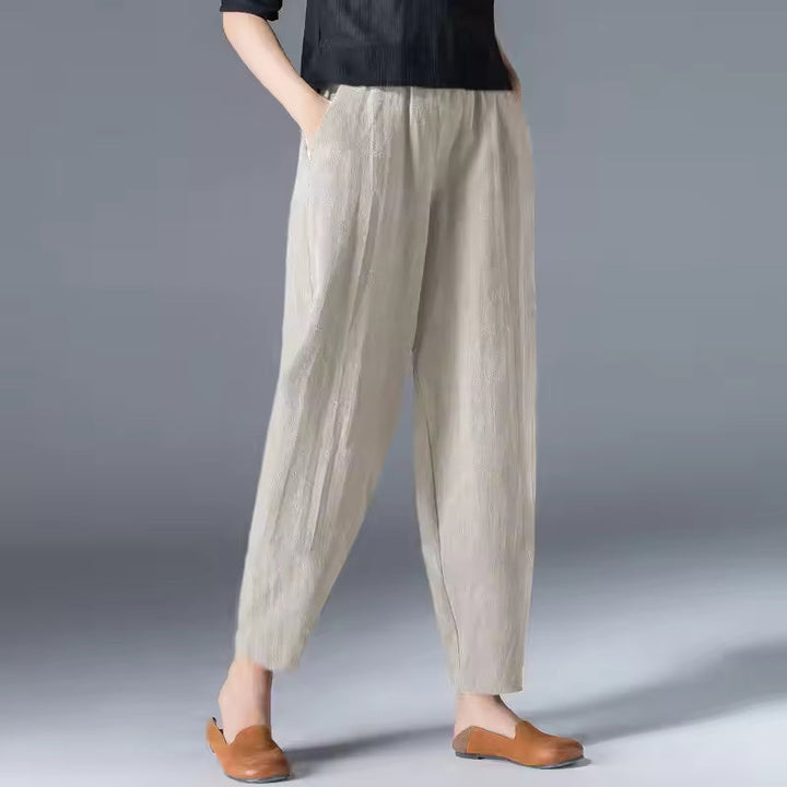 Women's Elastic Waist Tapered Pants