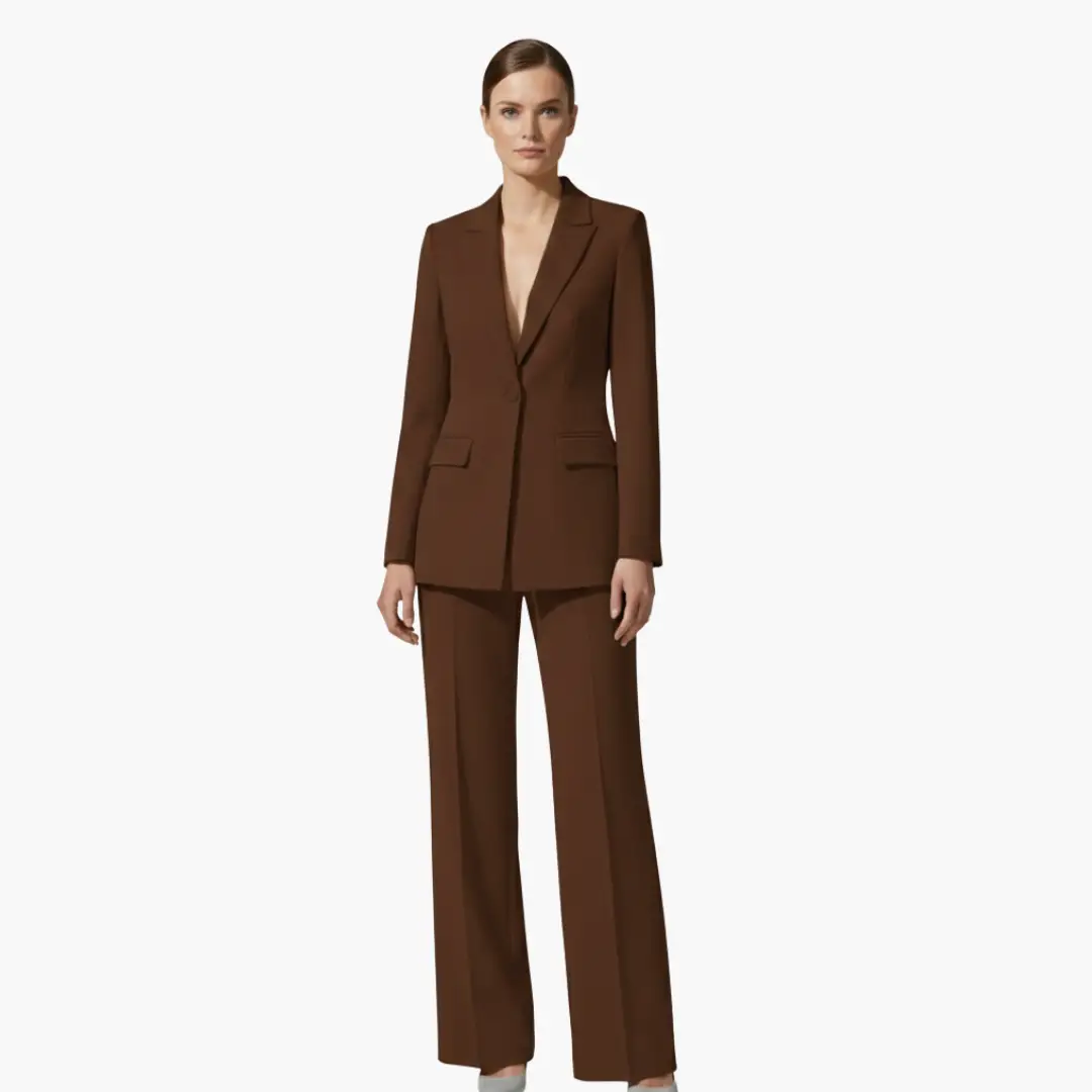 Completo da donna con blazer e pantaloni