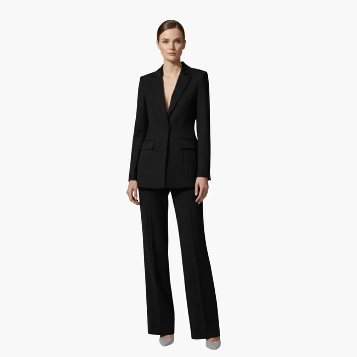 Completo da donna con blazer e pantaloni