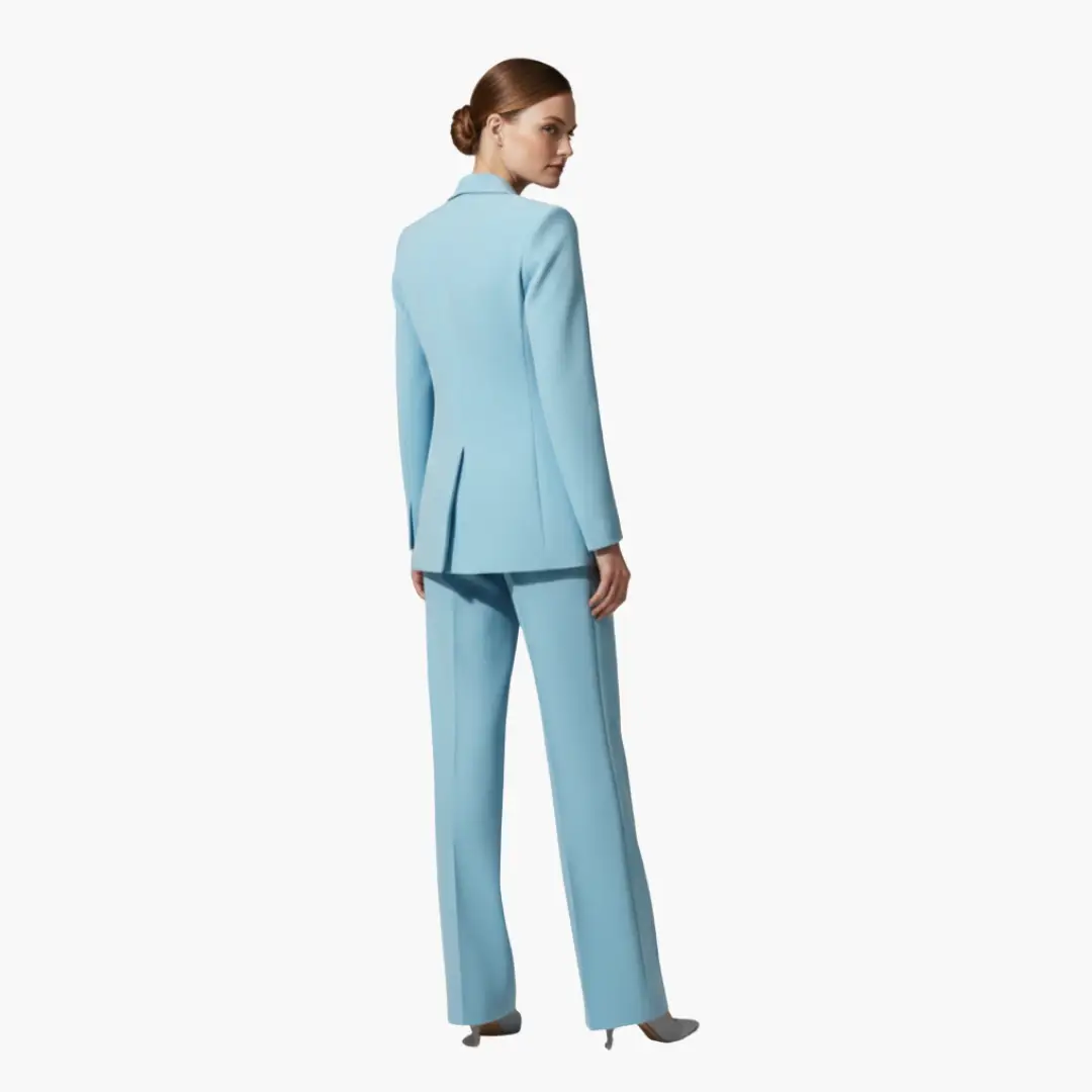 Completo da donna con blazer e pantaloni
