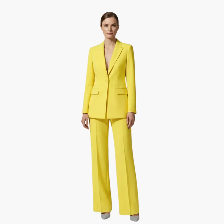 Completo da donna con blazer e pantaloni