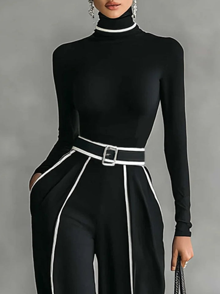 Conjunto feminino com top de gola alta e calças largas
