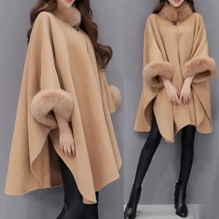 Abrigo tipo capa-poncho para mujer con ribete de piel sintética